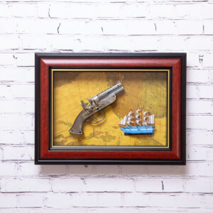 Декоративно пано - Пистолет морски приключения